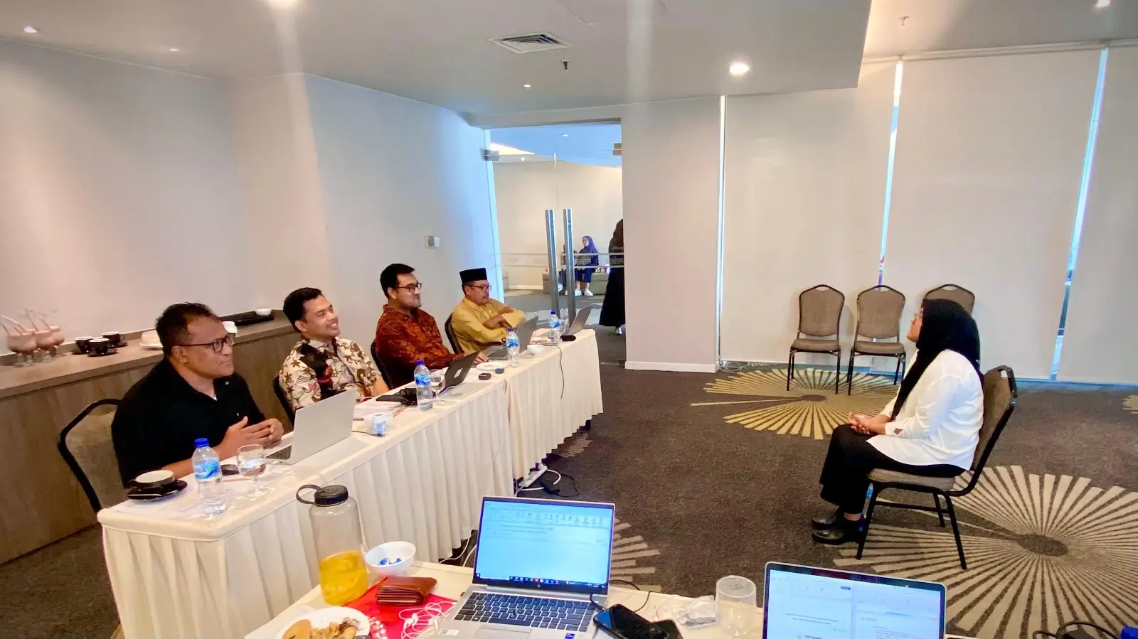 Bertepatan Hari Jadi Ke 67 Provinsi Riau  PHR Berikan Beasiswa Penuh Kepada 10 Putra Putri Riau