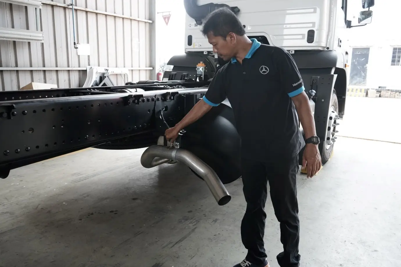 Pengemudi Harus Tahu  Ini 5 Hal yang Perlu Dicek Sebelum Mengendarai Truk