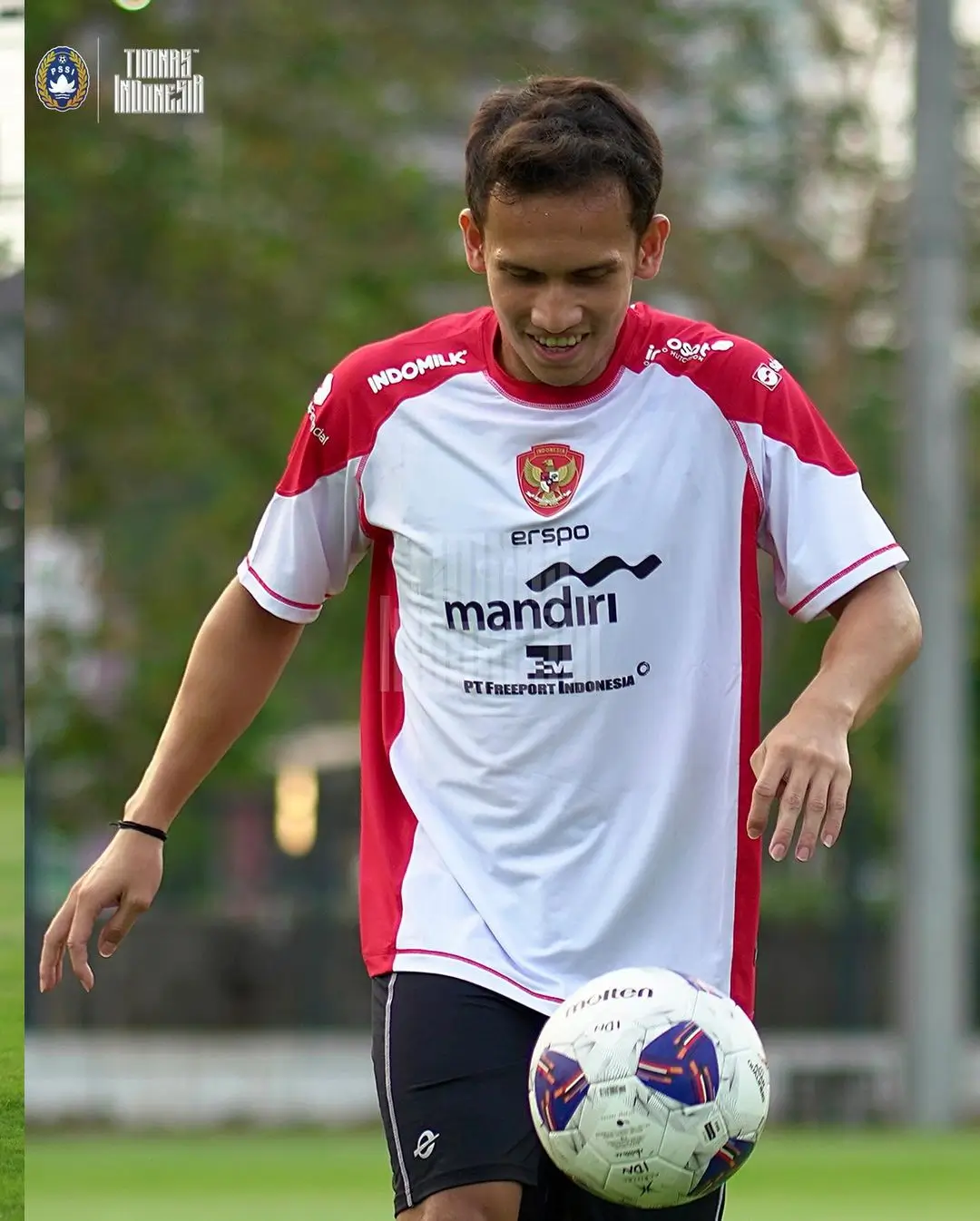 Penampakan Jersey Latihan Baru Timnas Indonesia  Jadi Bahan Gunjingan Warganet