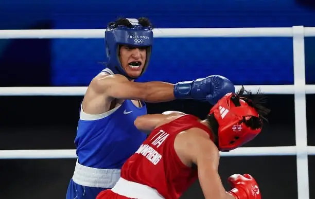 Petinju Aljazair yang Dituduh Transgender Rebut Medali Emas Olimpiade Paris