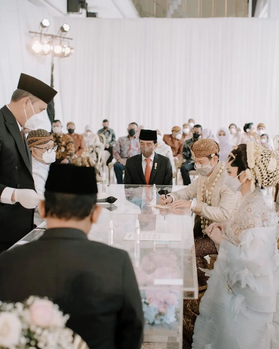 Deretan Artis yang Pilih Presiden Jadi Saksi Nikah