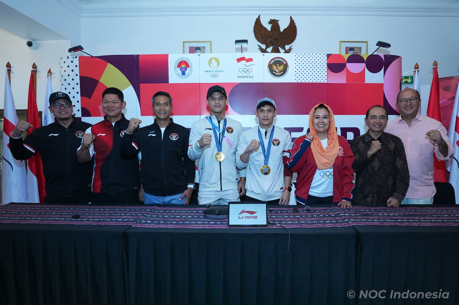 Konferensi pers Veddriq Leonardo dan Rizki Juniansyah di Olimpiade Paris 2024. Foto NOC Indonesia.