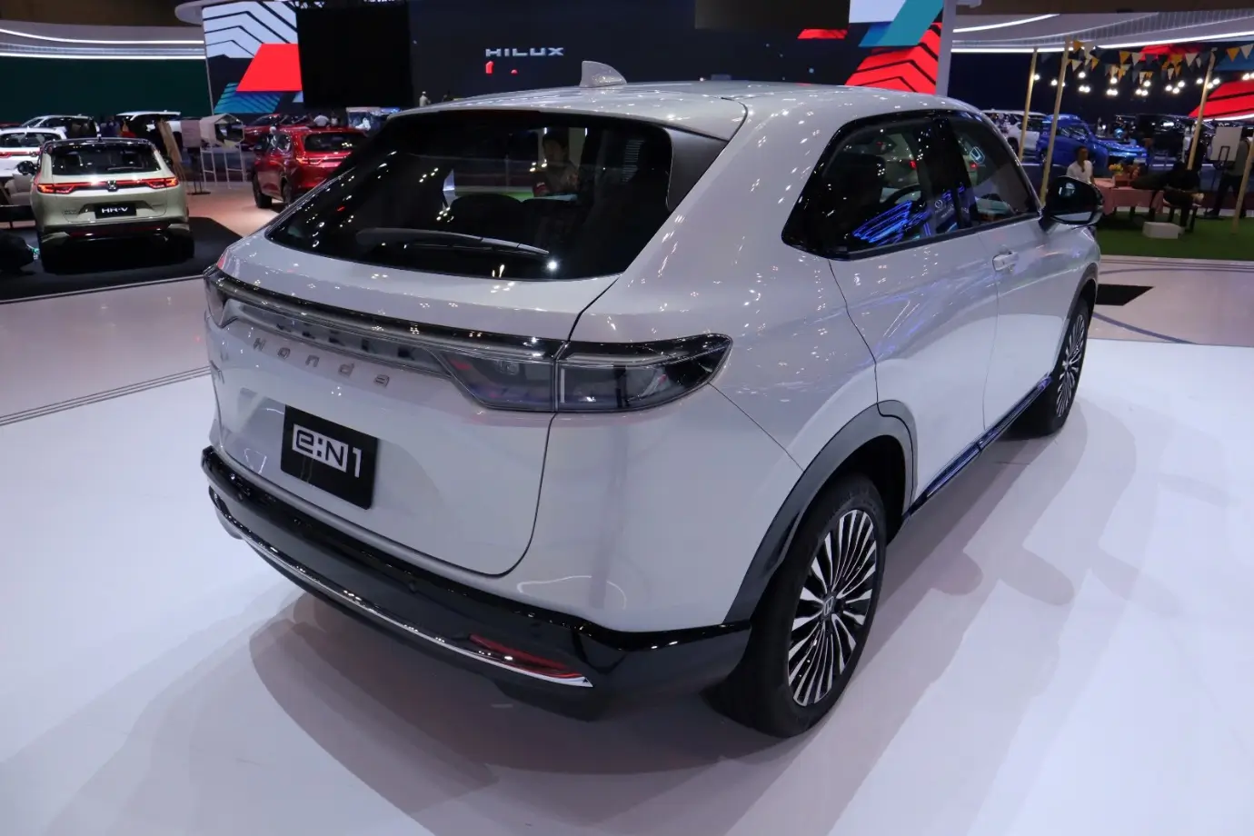 Mulai Dites di Jalan  Mobil Listrik Honda e N1 akan Meluncur 2025 Mendatang