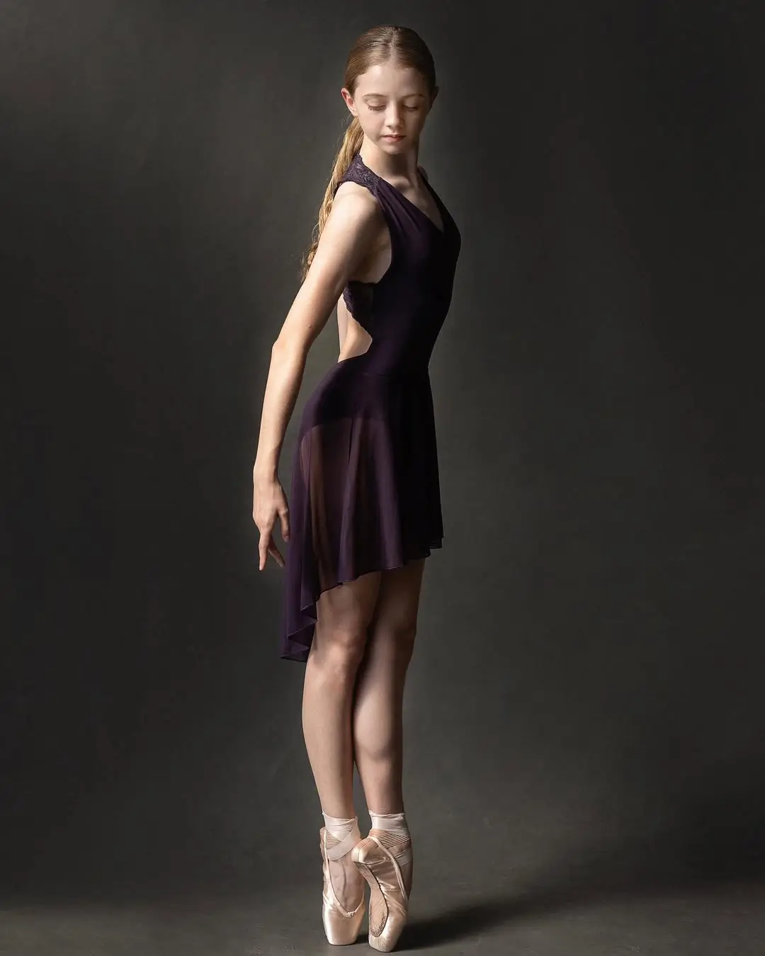 Kenalan dengan Evie Templeton  Pemeran Agnes DeMille di Serial Wednesday Season 2 yang Curi Perhatian