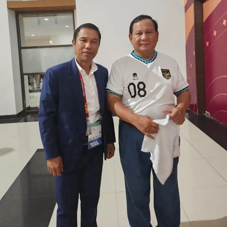 Sekretaris Jenderal (Sekjen) PSSI, Yunus Nusi dan Presiden Republik Indonesia, Prabowo Subianto. Foto PSSI