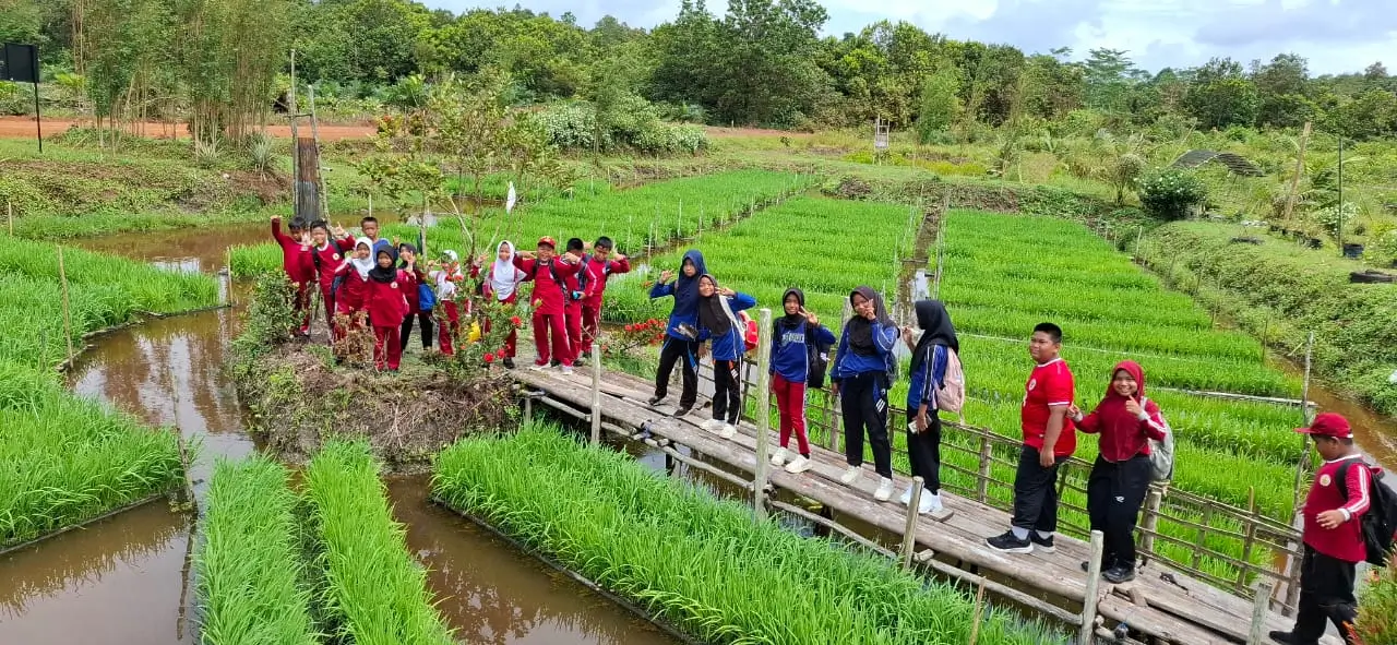 Pertamina memberikan apresiasi kepada 110 inovasi sosial terbaik karya generasi muda lewat program PFmuda 2025. (Foto: Dok. Pertamina)