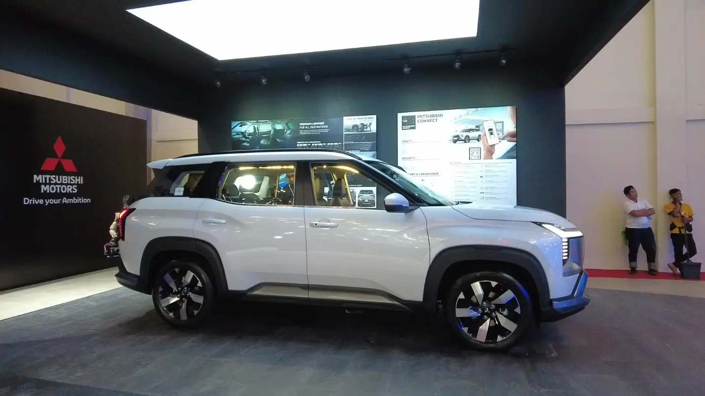 9 Fitur Unggulan Mitsubishi Destinator  SUV Baru yang Laris Manis di GIIAS 2025