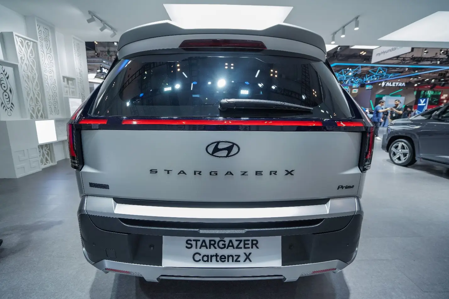 Menilik Sederet Fitur Keamanan dan Kenyamanan Canggih di Hyundai Stargazer Cartenz X