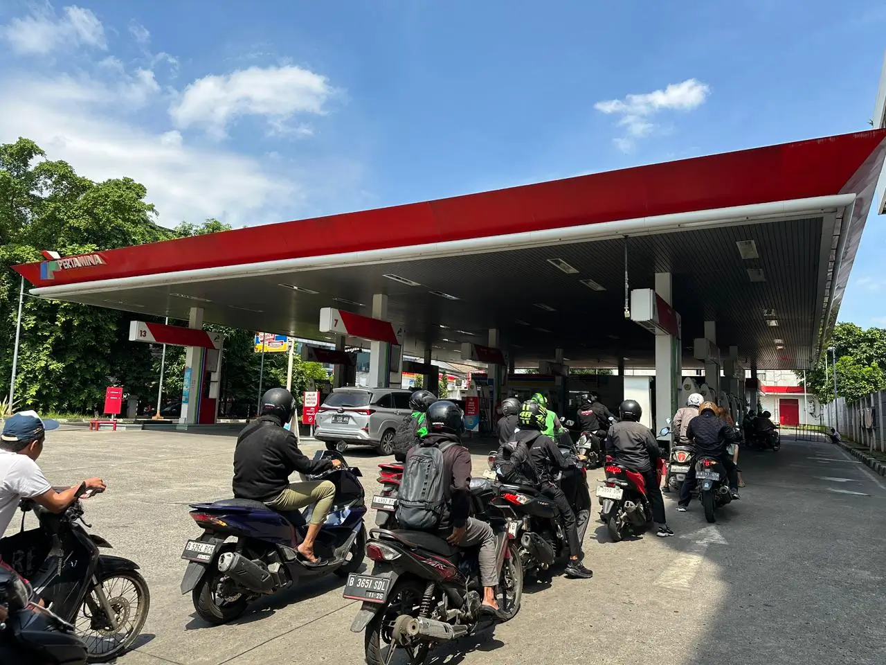 Seluruh SPBU di wilayah Jakarta, termasuk SPBU di Jakarta Barat, Jakarta Selatan dan Jakarta Pusat, saat ini aktif beroperasi. Foto. Dok. Pertamina