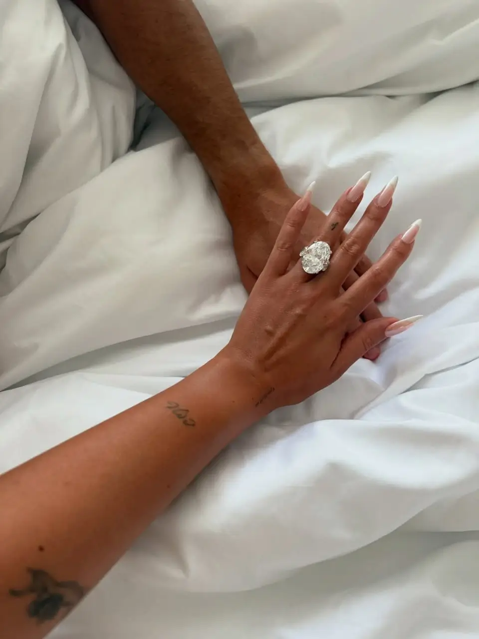 Cristiano Ronaldo dan Georgina Rodriguez akhirnya mengumumkan pertunangan setelah hampir satu dekade menjalin hubungan. Foto: Instagram Georgina Rodriguez