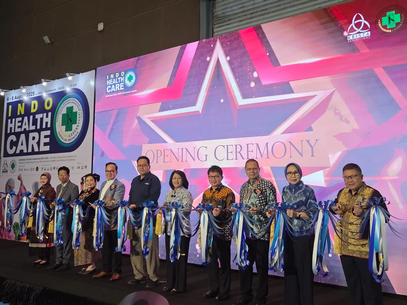 Pembukaan Indohealthcare GAKESLAB Expo 2025, Rabu (6/8) di JIExpo, Kemayoran, Jakarta. (Foto: dok. ThePhrase.id)