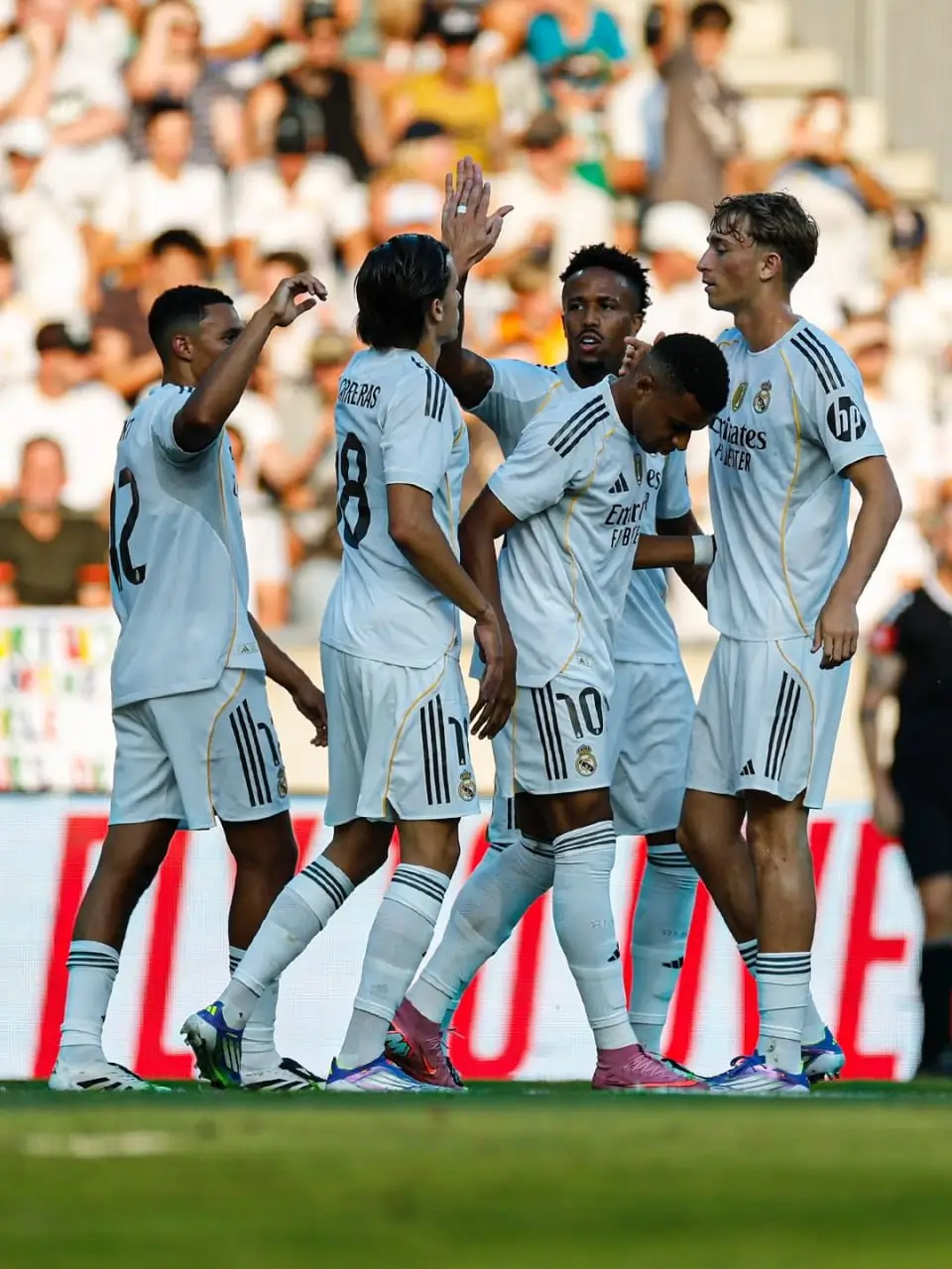Rp34 95 Triliun  Real Madrid Jadi Raja Brand Sepak Bola Dunia 2 Tahun Beruntun