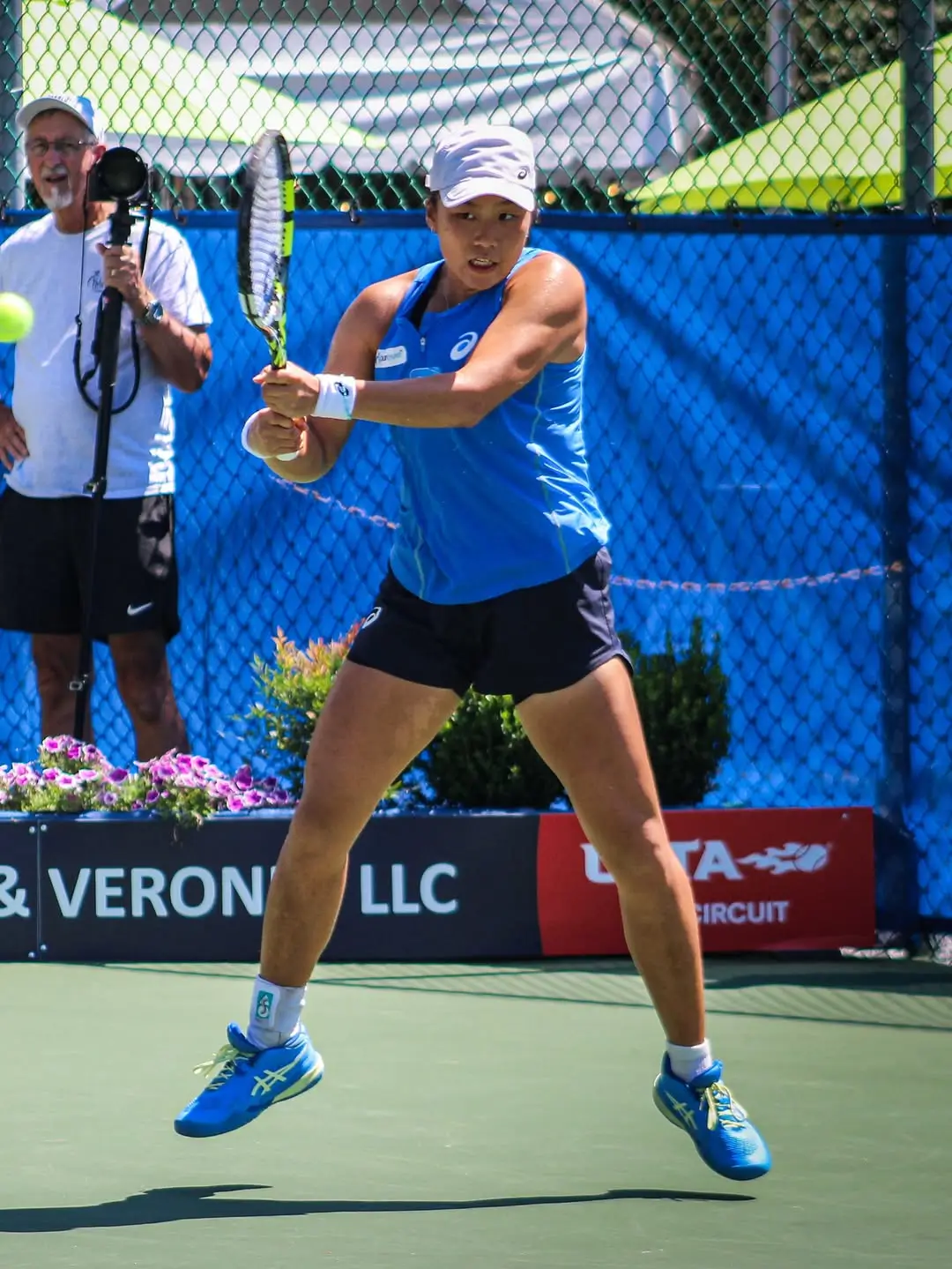 Profil Janice Tjen  Bintang Tenis Muda Indonesia yang Tembus Babak Utama US Open 2025