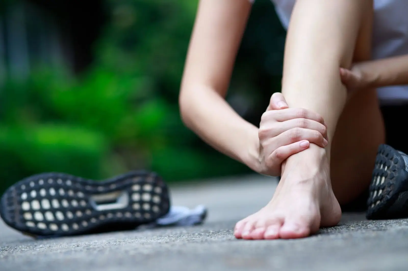 Ilustrasi kaki kram. (Foto: Canva/rattanakun)