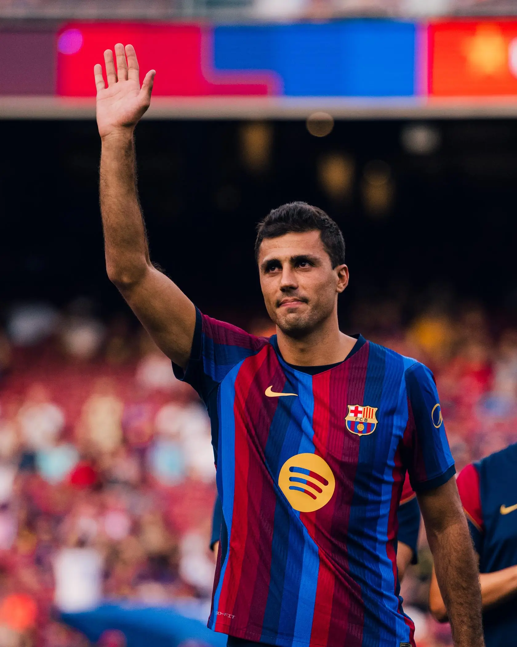 Sekelumit cerita Barcelona memenangkan perburuan atas Real Madrid untuk mendapatkan Rodri. Foto X Barcelona.