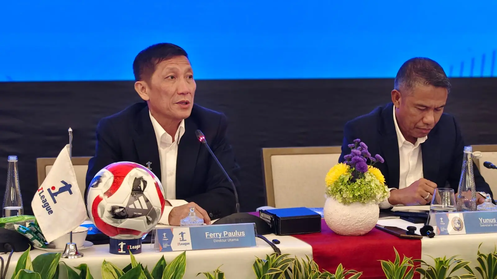Hasil RUPS PT LIB  Glenn Sugita Tetap Jadi Komisaris  Zainudin Amali Mundur Digantikan Yunus Nusi