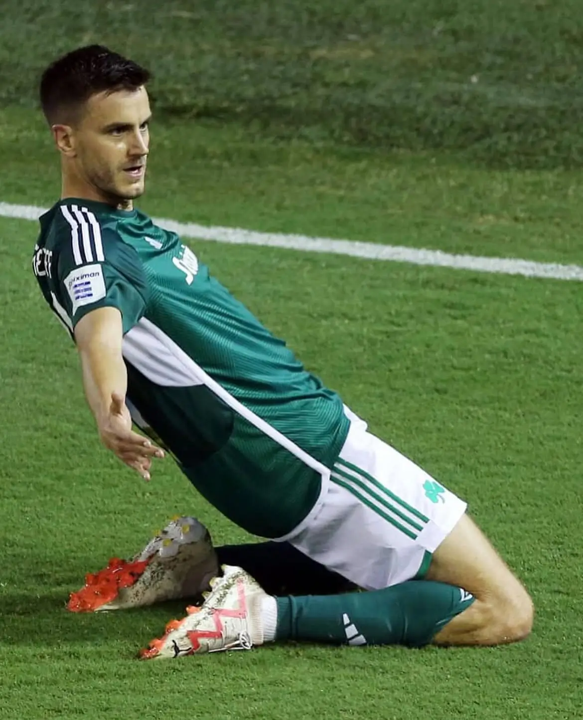 Persija Jakarta dikabarkan segera mendapatkan tambahan kekuatan di lini depan setelah striker asal Swedia, Alexander Jeremejef. Foto Instagram Alexander Jeremejef.