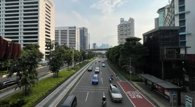 Surat Izin Mengemudi (SIM) menjadi syarat bagi seseorang untuk mengendarai kendaraan bermotor. (Foto: Dok. ThePhrase.id/Rudi Priyana)