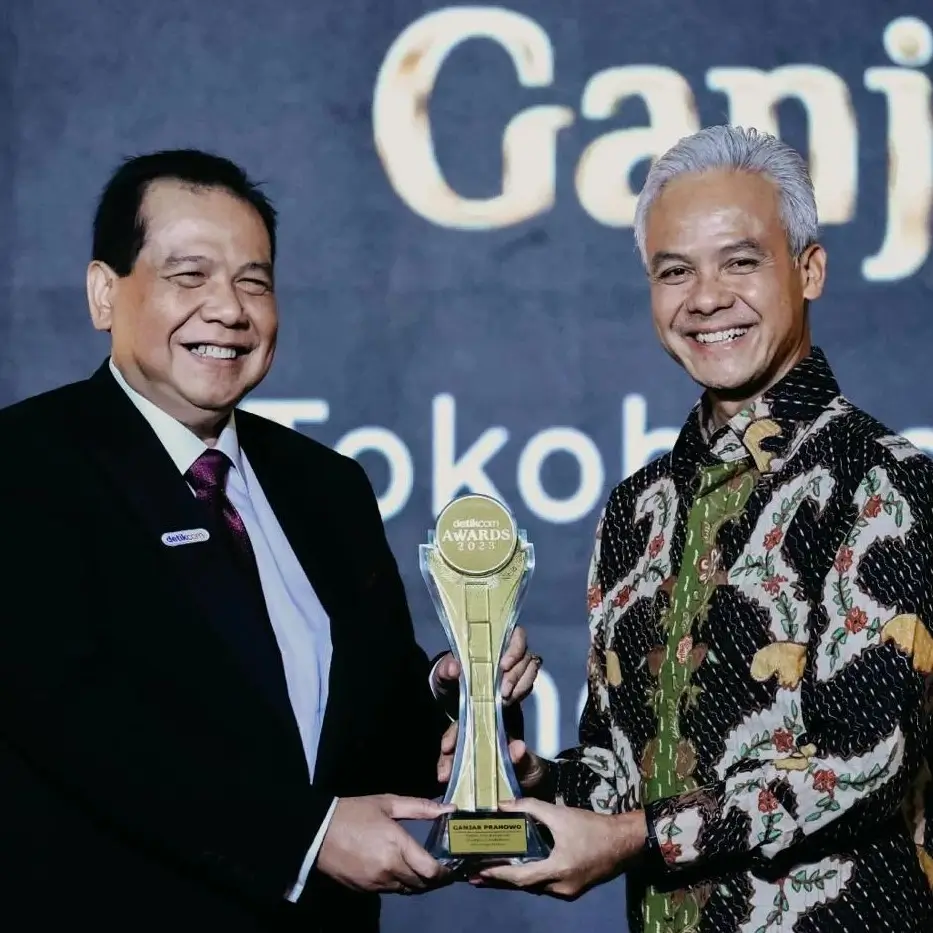 Komitmen Ganjar Hadirkan Sekolah Gratis di Seluruh Indonesia