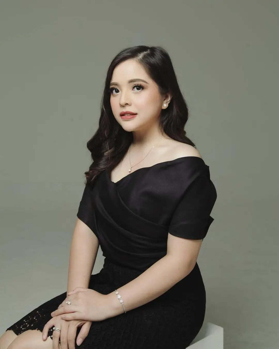 Dari Jerome Hingga Maudy Ayunda  Ini Deretan Artis yang Punya Cita cita Jadi Menteri