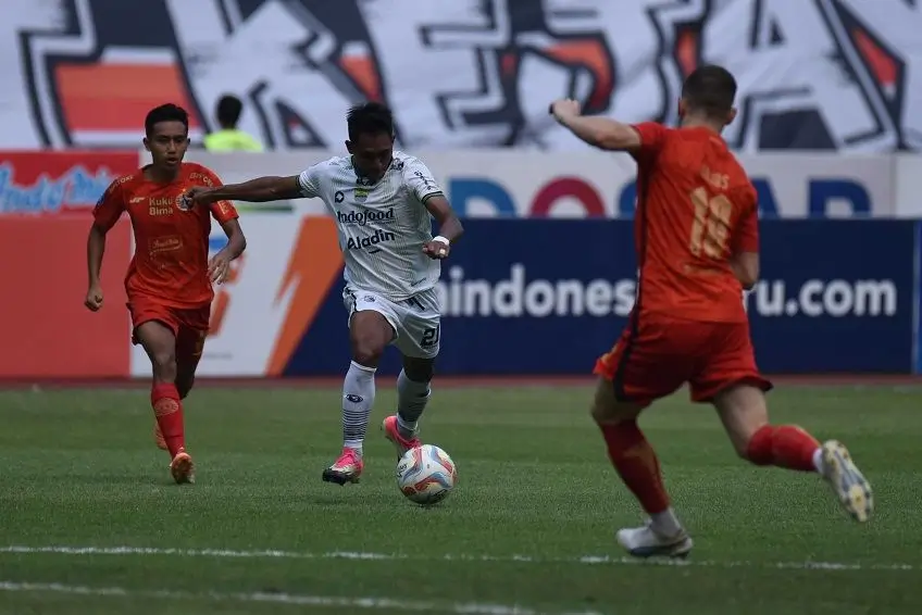 Persib Renggut Kemenangan di Depan Mata Persija