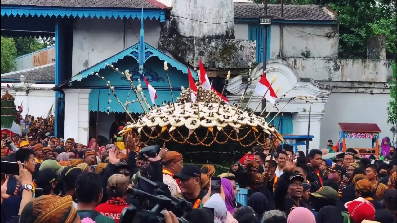 4 Tradisi Unik Perayaan Maulid Nabi di Indonesia