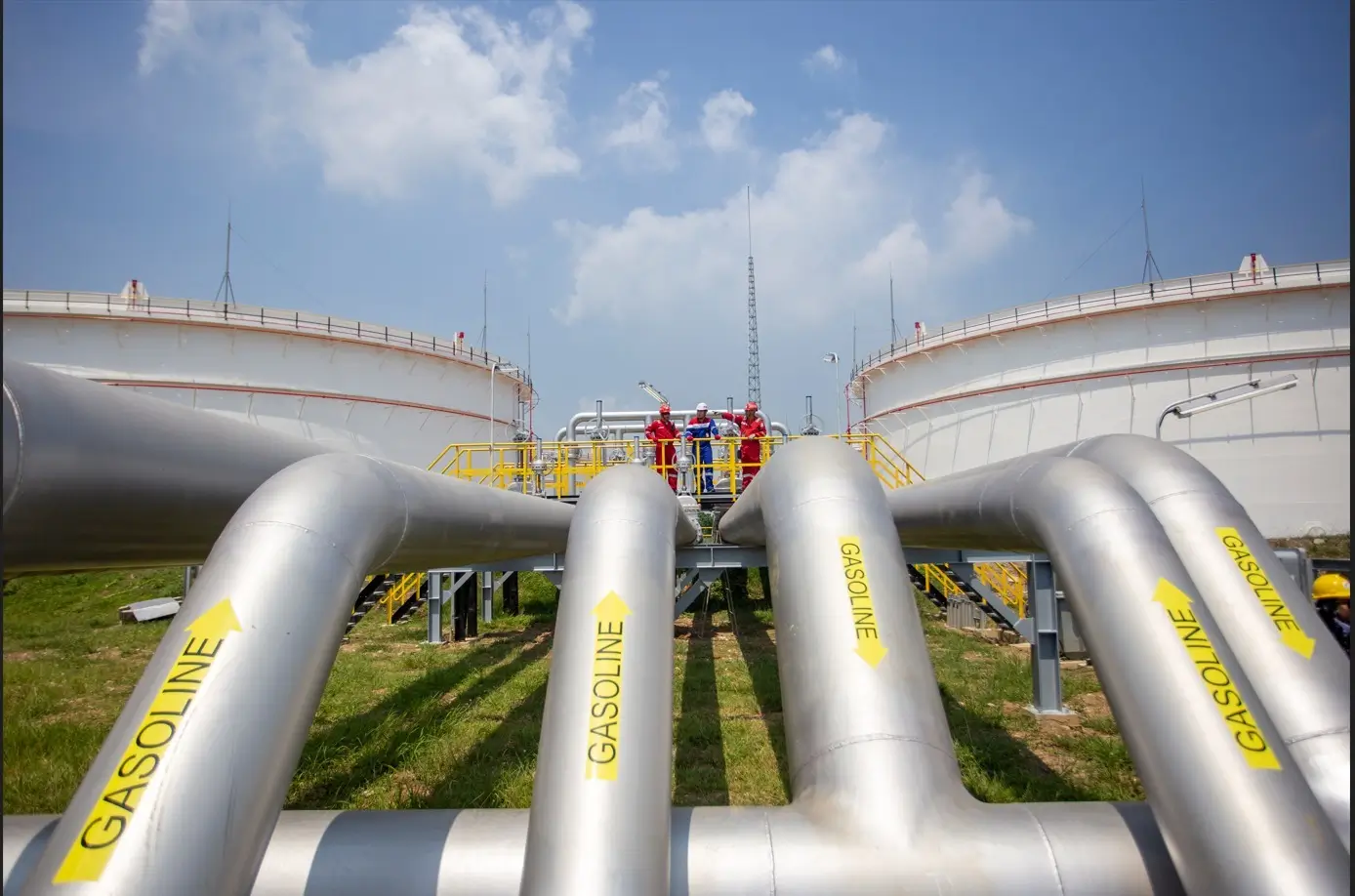 Pembangunan 4 unit tangki baru di Kilang Balongan masing-masing memiliki kapasitas 29 ribu m3. (Foto: Dok. Pertamina)