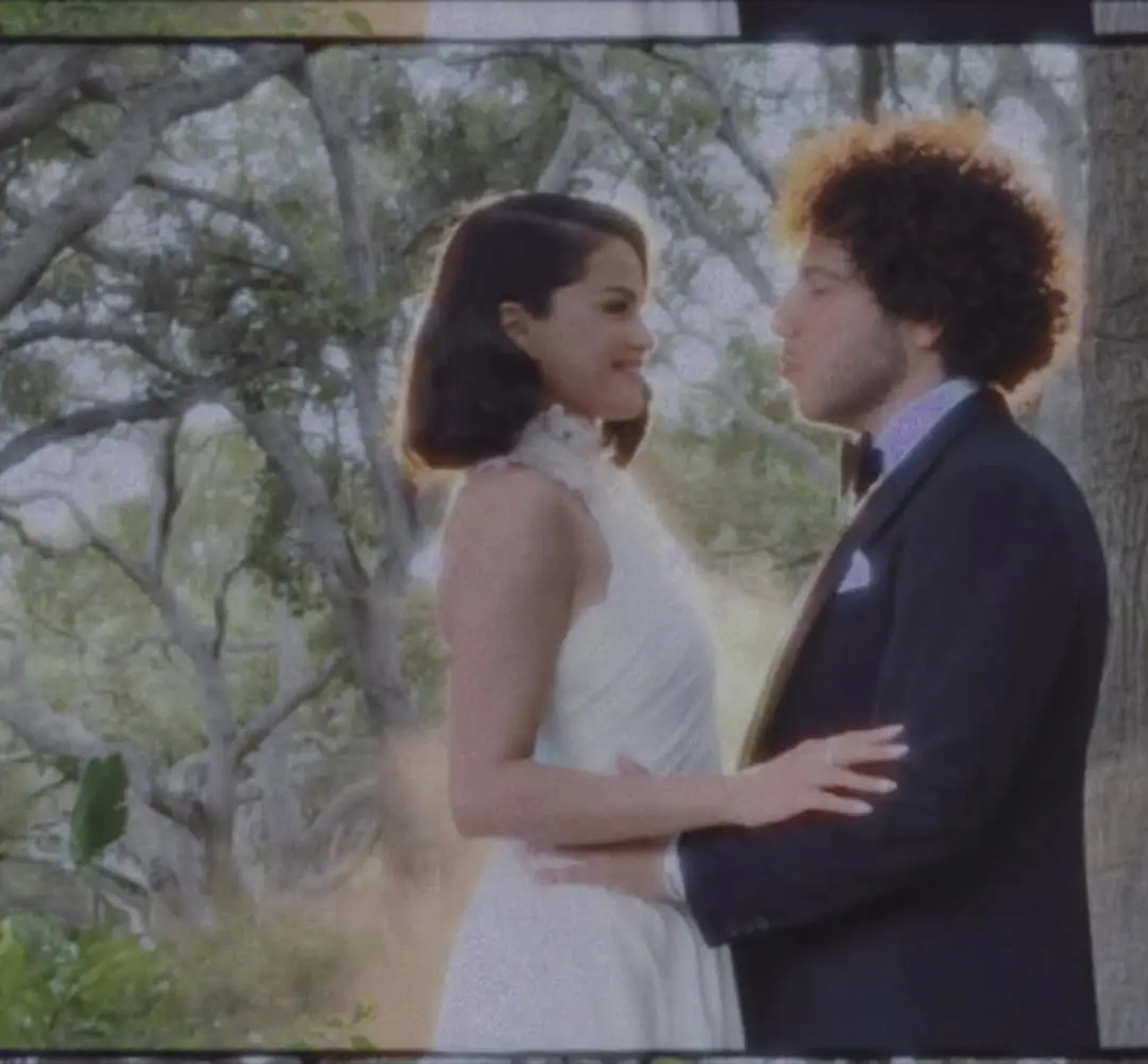 Foto: Selena Gomez dan Benny Blanco Resmi Menikah (instagram/@selenagomez)