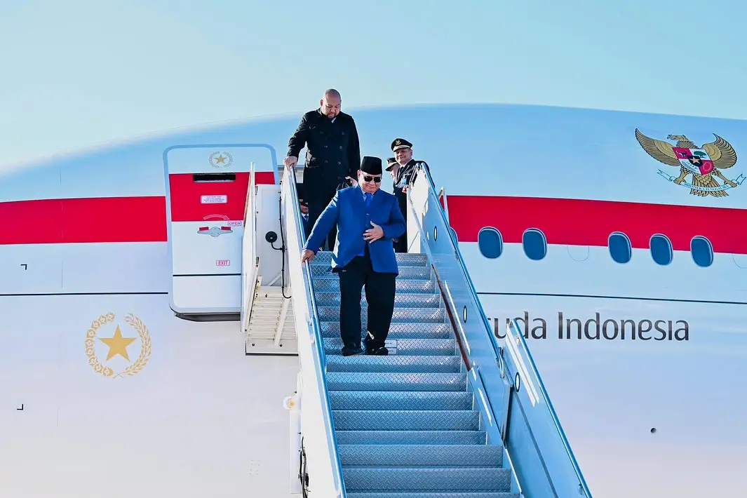 Kedatangan Presiden RI, Prabowo Subianto di Bandara Internasional John F. Kennedy, Amerika Serikat pada Sabtu (20/09/25) waktu setempat. (Foto: Instagram/presidenrepublikindonesia)