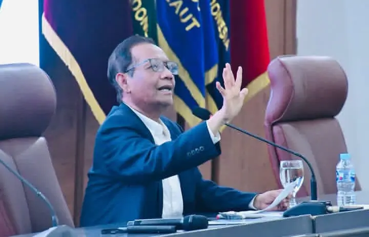 Mantan Menteri Koordinator Bidang Politik, Hukum, dan Keamanan (Menkopolhukam) Mahfud MD. Foto: Instagram @mahfudmd
