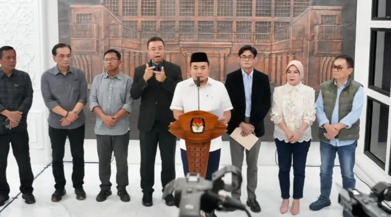 Ketua KPU RI Affifuddin saat konferensi pers di Kantor KPU RI, Menteng, Jakarta Pusat, Selasa (16/9).