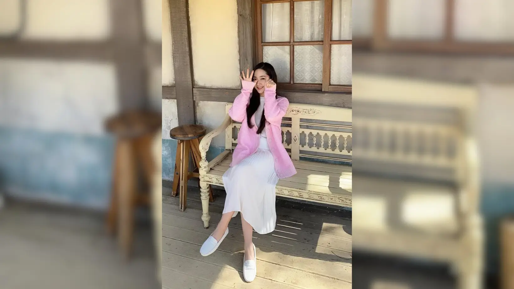 Inspirasi Outfit ala Aktris Cantik Park Min young yang Bintangi Drama Confidence Queen