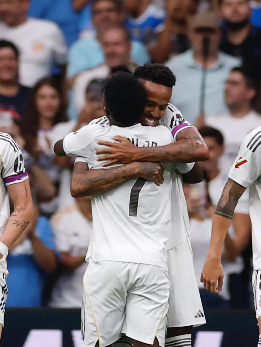 Presiden La Liga, Javier Tebas, angkat bicara terkait polemik larangan bendera Palestina yang sempat ramai di Santiago Bernabéu. Foto Instagram Real Madrid.