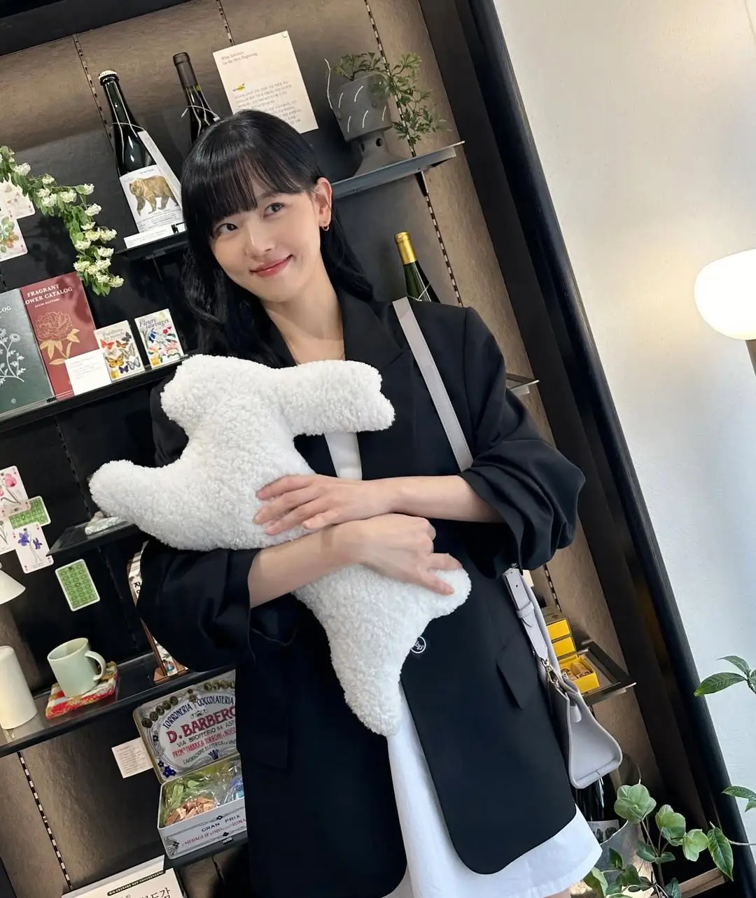 Kang Han Na  Aktris Serbabisa yang Konsisten Tampil Gemilang di Setiap Peran