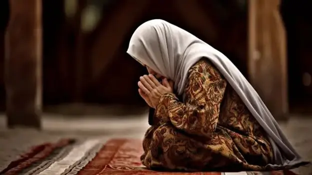 Ilustrasi do’a istri terhadap suaminya adalah salah satu do’a yang mustajab. (Foto: Pngtree)