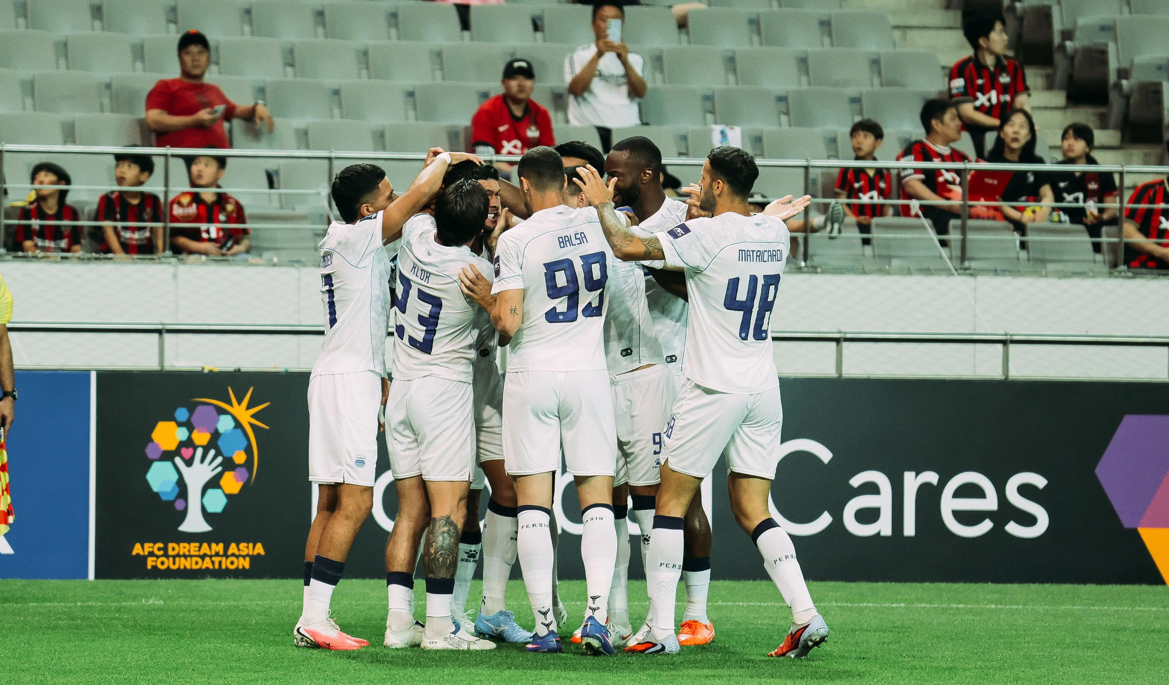 Persib Bandung catat sejarah di Korea Selatan. Foto Persib Bandung.