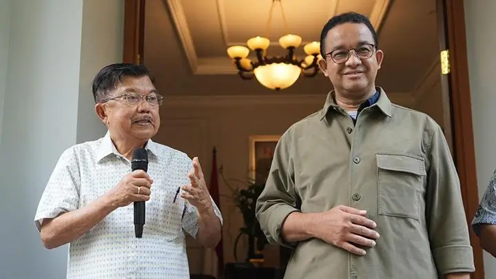 Pertemuan Jusuf Kalla (JK) dengan Anies Baswedan di kediaman JK, Jalan Brawijaya Raya, Jakarta Selatan, Sabtu (7/10/23). (Foto: tempo.co)