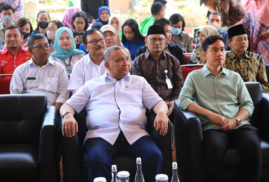 PDIP Ikut Lirik Gibran jadi Cawapres Ganjar