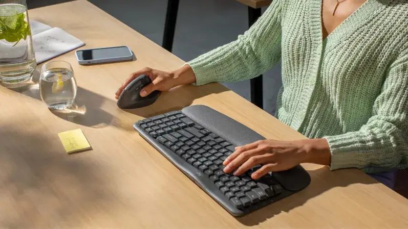 Foto: Logitech Wave Keys (dok. Logitech)