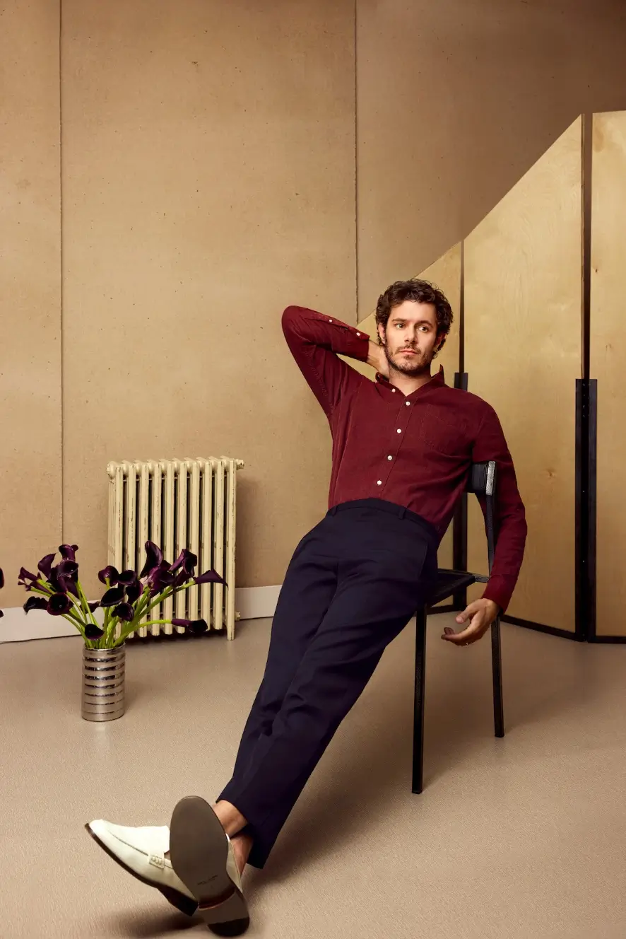 Curi Perhatian Dunia Lewat Aktingnya di Serial Netflix    Nobody Wants This     Ini Profil Adam Brody 