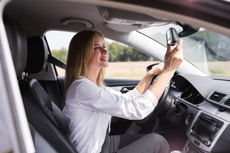 Pengemudi Harus Tahu  Ini Panduan Blind Spot pada Mobil  Pengertian  Contoh Titik  hingga Tips Menghindarinya