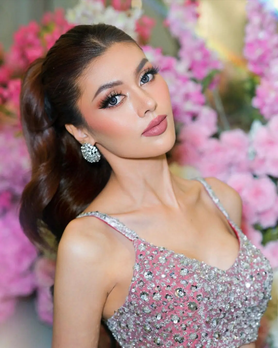 Nova Liana  dari Gadis Dusun hingga Jadi Runner up Kelima Miss Grand International 2024 