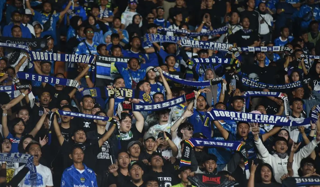 Persib Bandung mendapatkan sanksi dari Komdis PSSI. Foto: Persib Bandung.