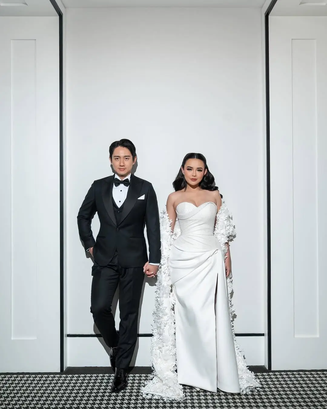 Dari  Cinta Yasmin  ke Pelaminan  Ini Profil Kenny Austin Suami Amanda Manopo