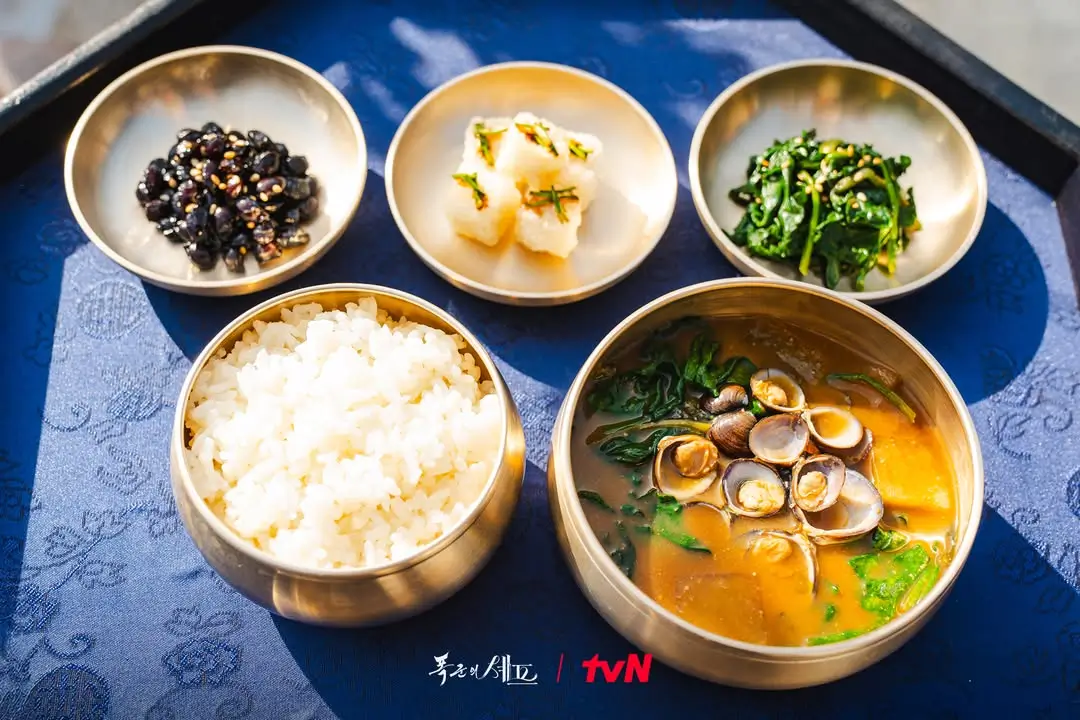 Bikin Ngiler  Ini Deretan Makanan Lezat Buatan Yoona di Bon Appetit  Your Majesty