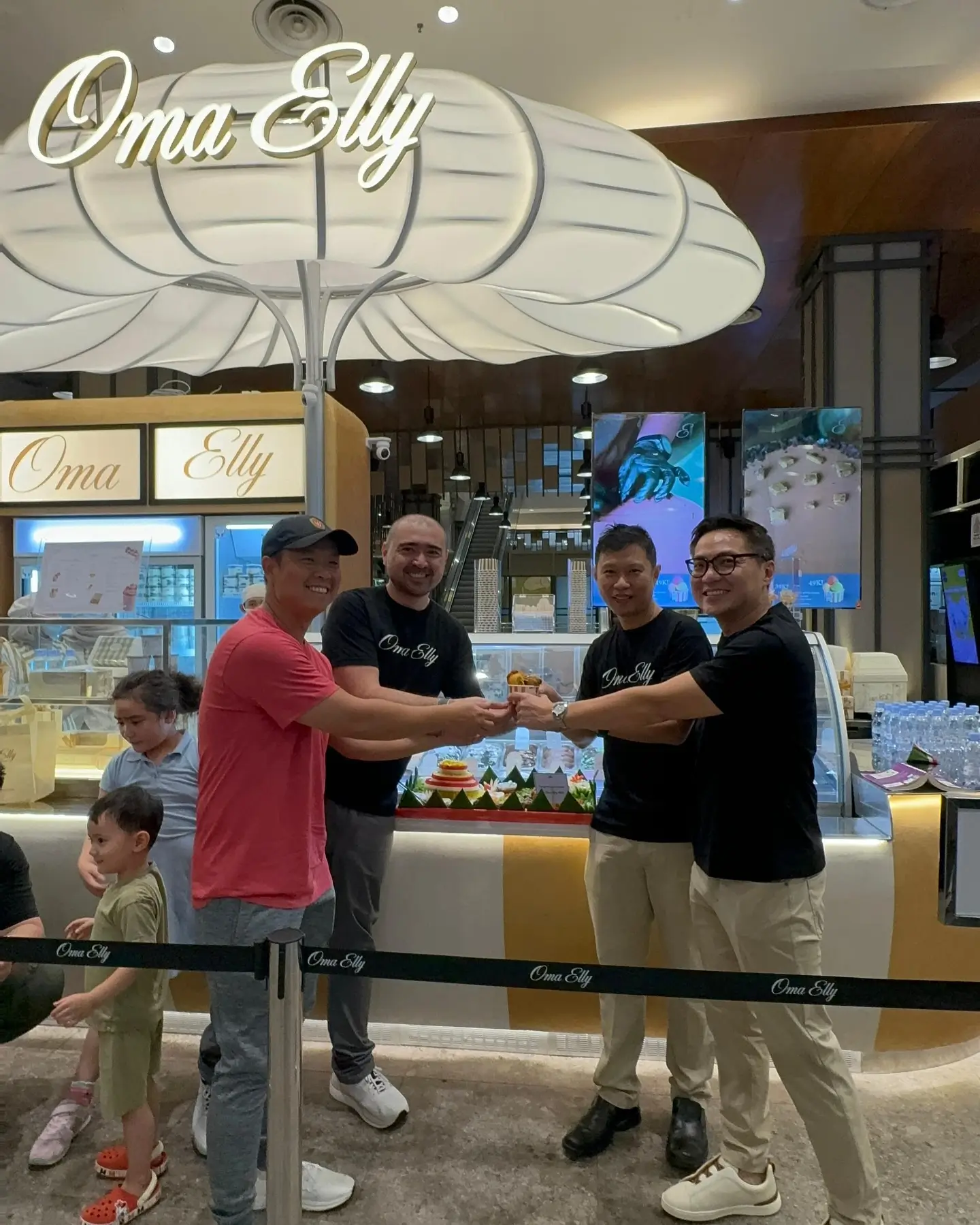 Masuk Daftar Prestige 40 Under 40  Inilah Andry Susanto Sosok di Balik Suksesnya Oma Elly 