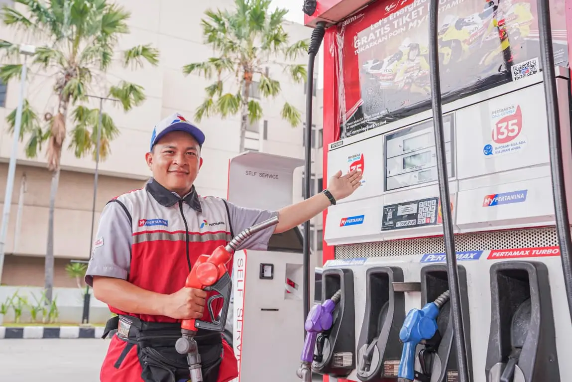 Satu Tahun Pemerintahan Prabowo Gibran  Pertamina Melayani Energi hingga Pelosok Negeri