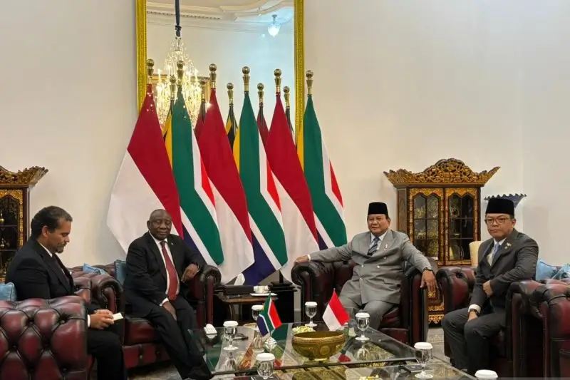 Presiden RI Prabowo Subianto menerima kunjungan kenegaraan Presiden Afrika Selatan Matamela Cyril Ramaphosa di Istana Merdeka (Foto: ANTARA/Mentari Dwi Gayati)