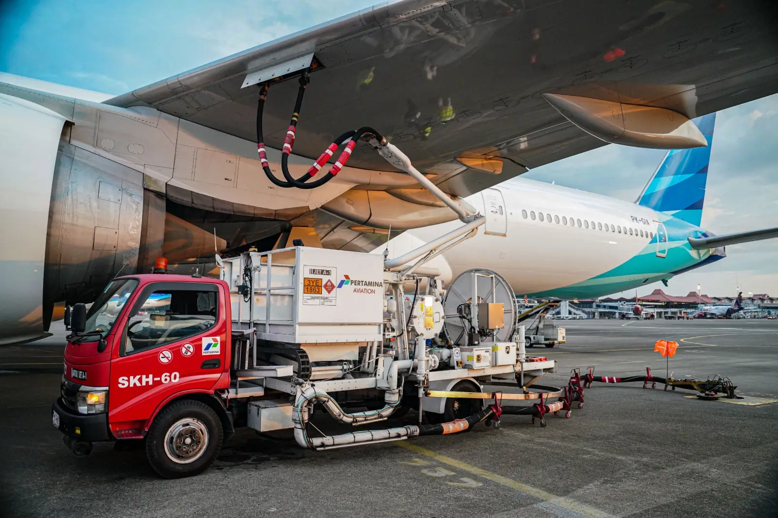 Pertamina memastikan pasokan avtur aman untuk penyelenggaraan Pertamina Grand Prix of Indonesia 2025 yang berlangsung pada 3–5 Oktober 2025 di Mandalika. (Foto: Dok. Pertamina)