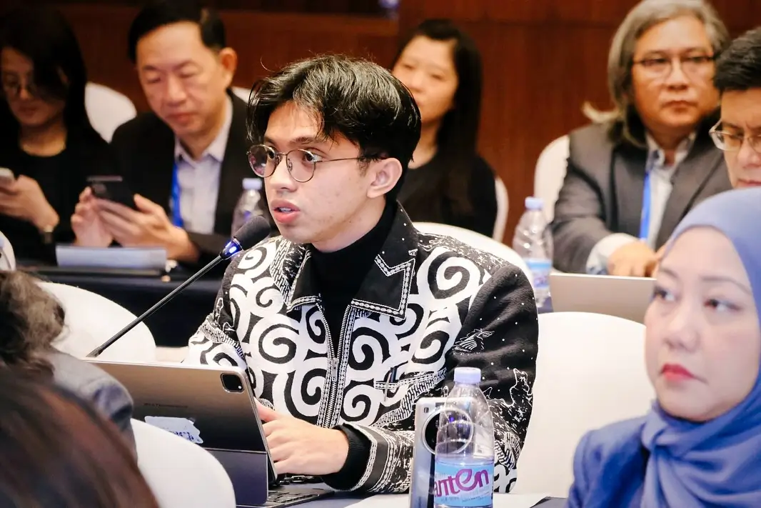 Rian Fahardhi     Presiden Gen Z    yang Aktif Suarakan Pemikiran Kritis Lewat Media Sosial